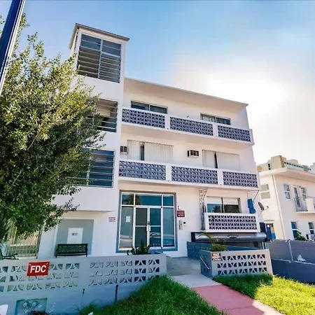 Deco Bungalow 1Block From Beach With Parking Miami Beach Exterior photo